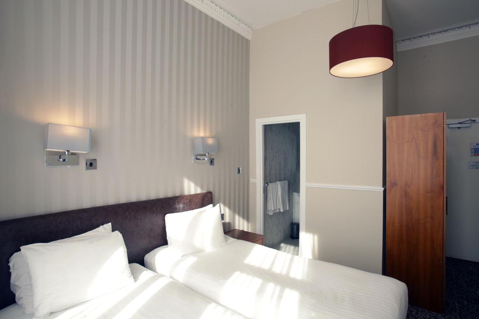 גלאזגו Kelvingrove Hotel - Sauchiehall St מראה חיצוני תמונה